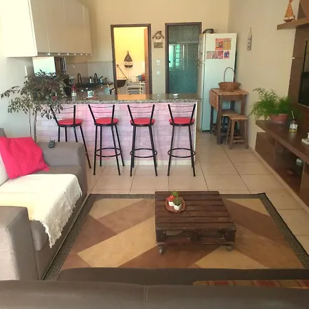 Apartamento no Pero, Cabo Frio, 10 minutos da praia, a pé.-2